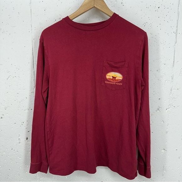 Vineyard Vines Men’s Size Small Scarlet Red Long Sleeve Sunset Dog Tee Shrit - Picture 1 of 16